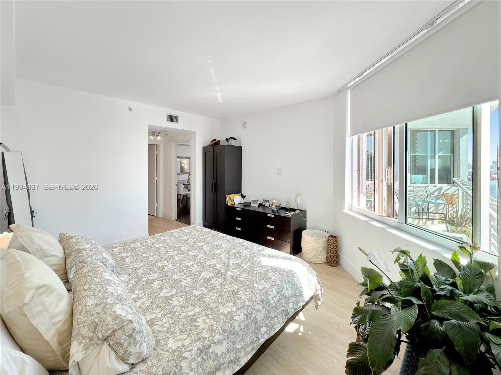 335 S Biscayne Blvd # 2905, Miami FL 33131 — 13