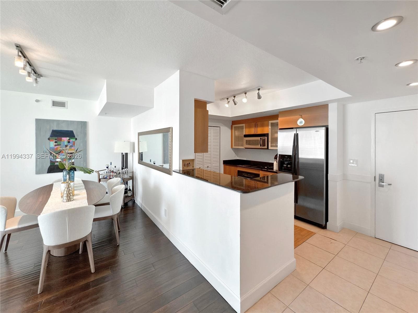 335 S Biscayne Blvd # 2905, Miami FL 33131 — 3