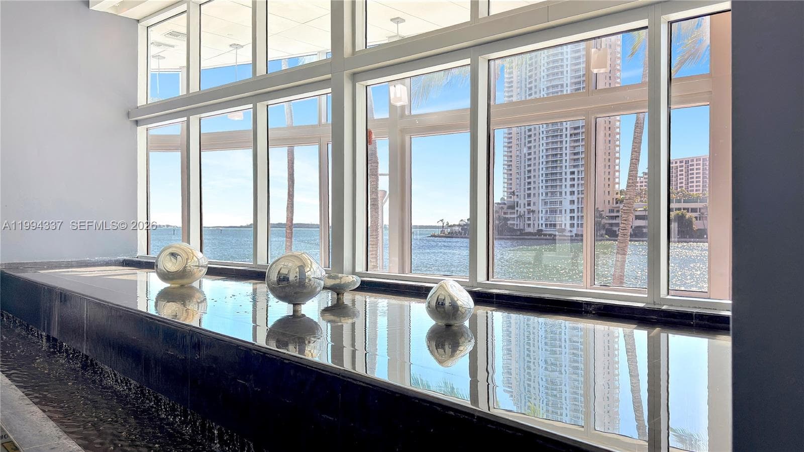 335 S Biscayne Blvd # 2905, Miami FL 33131 — 20