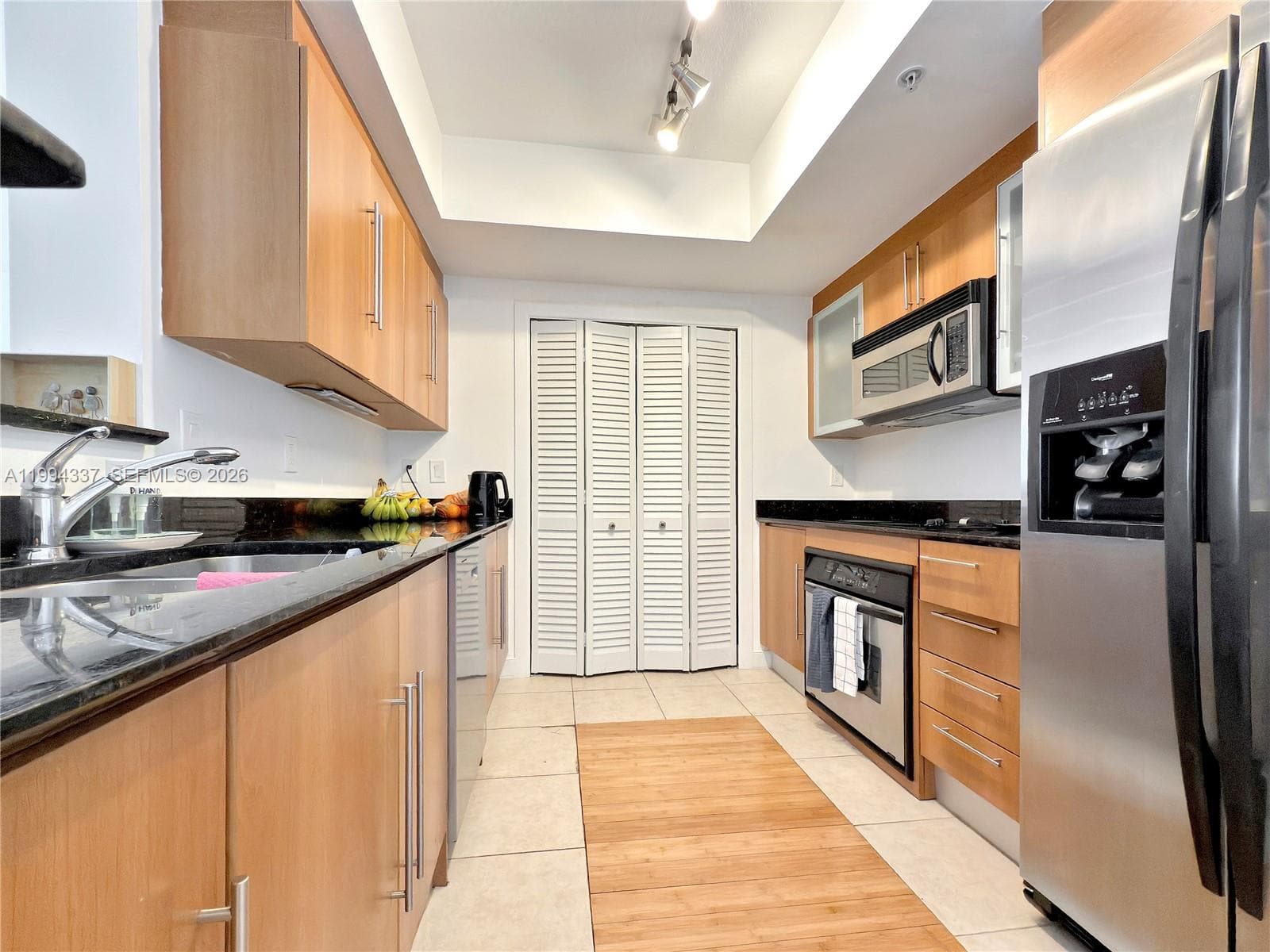 335 S Biscayne Blvd # 2905, Miami FL 33131 — 4