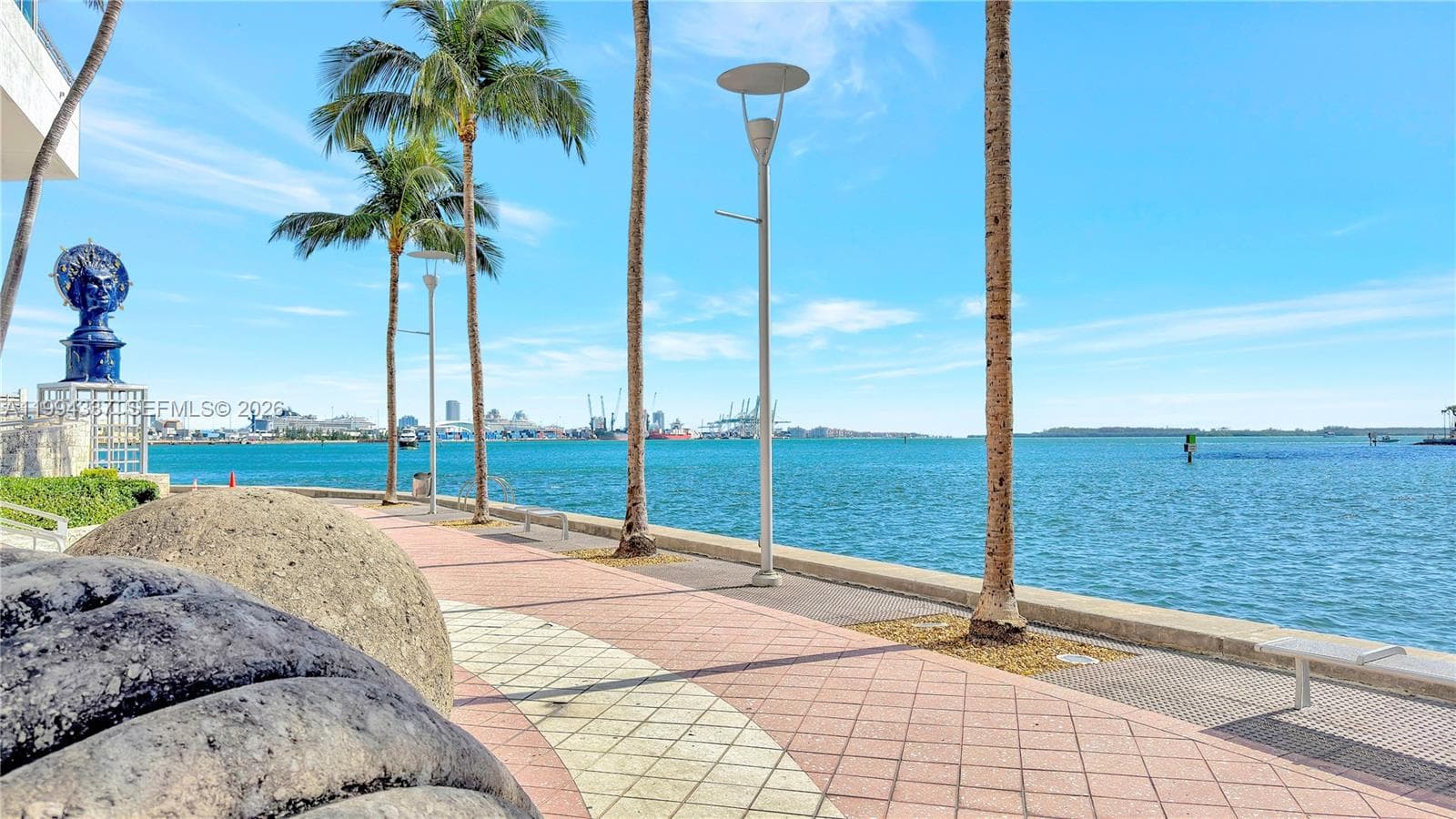 335 S Biscayne Blvd # 2905, Miami FL 33131 — 21