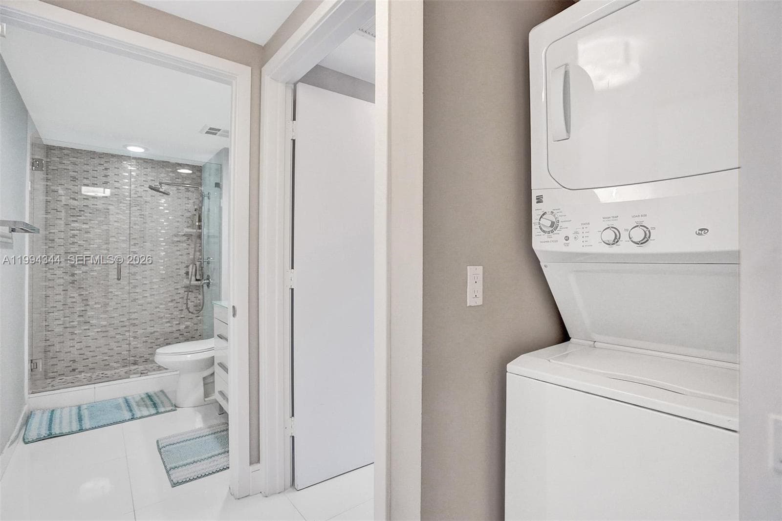 325 S Biscayne Blvd # 2519, Miami FL 33131 — 13