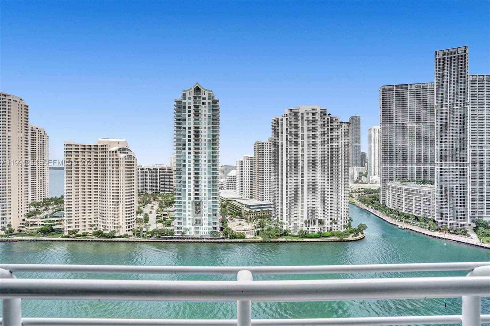 325 S Biscayne Blvd # 2519, Miami FL 33131 — 26