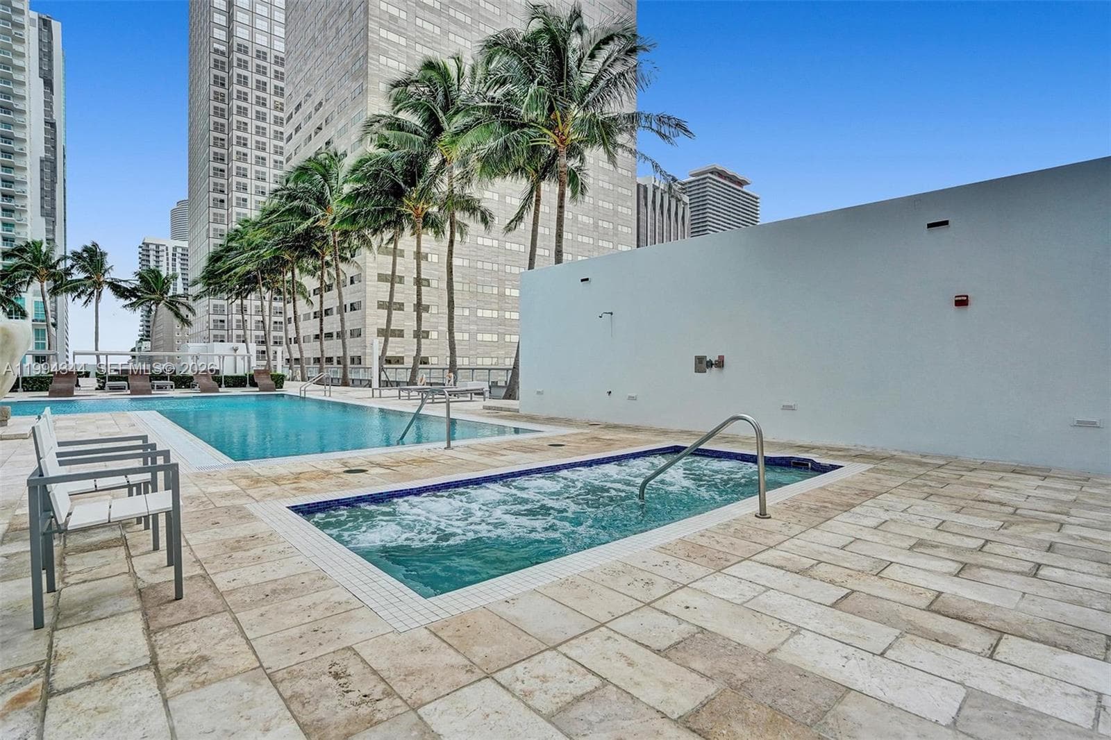325 S Biscayne Blvd # 2519, Miami FL 33131 — 36