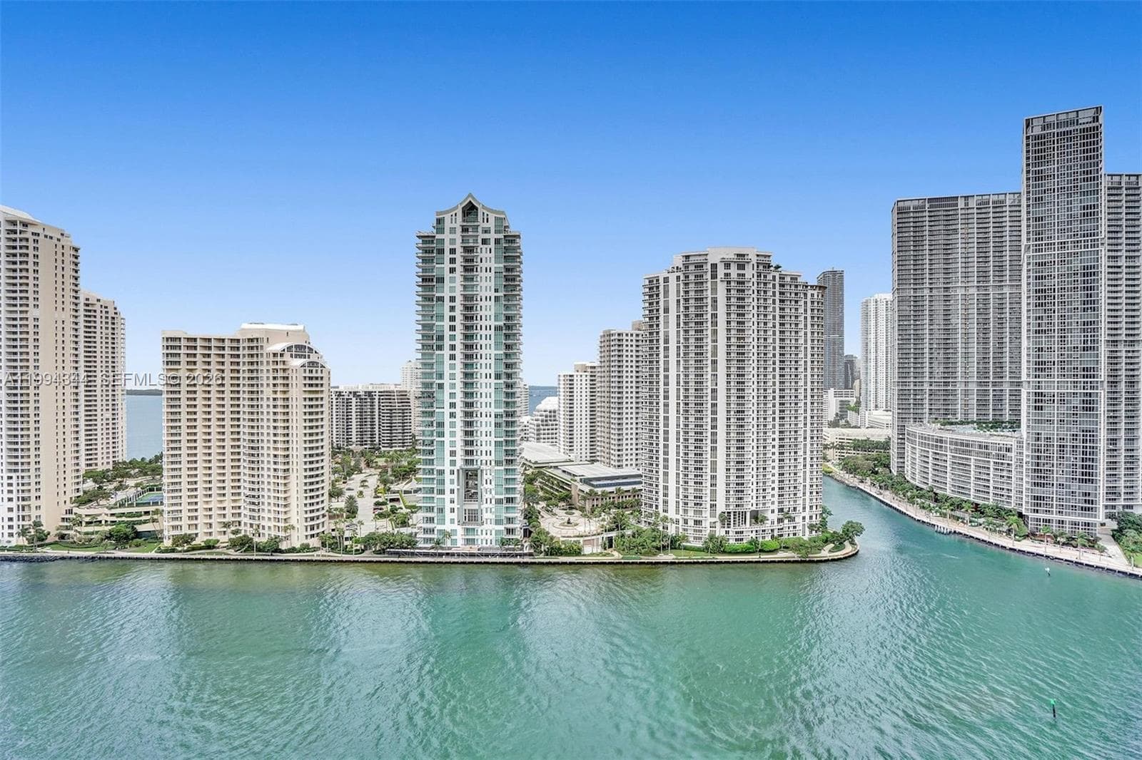 325 S Biscayne Blvd # 2519, Miami FL 33131 — 30