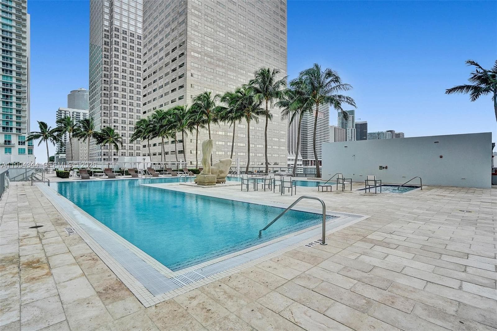 325 S Biscayne Blvd # 2519, Miami FL 33131 — 35
