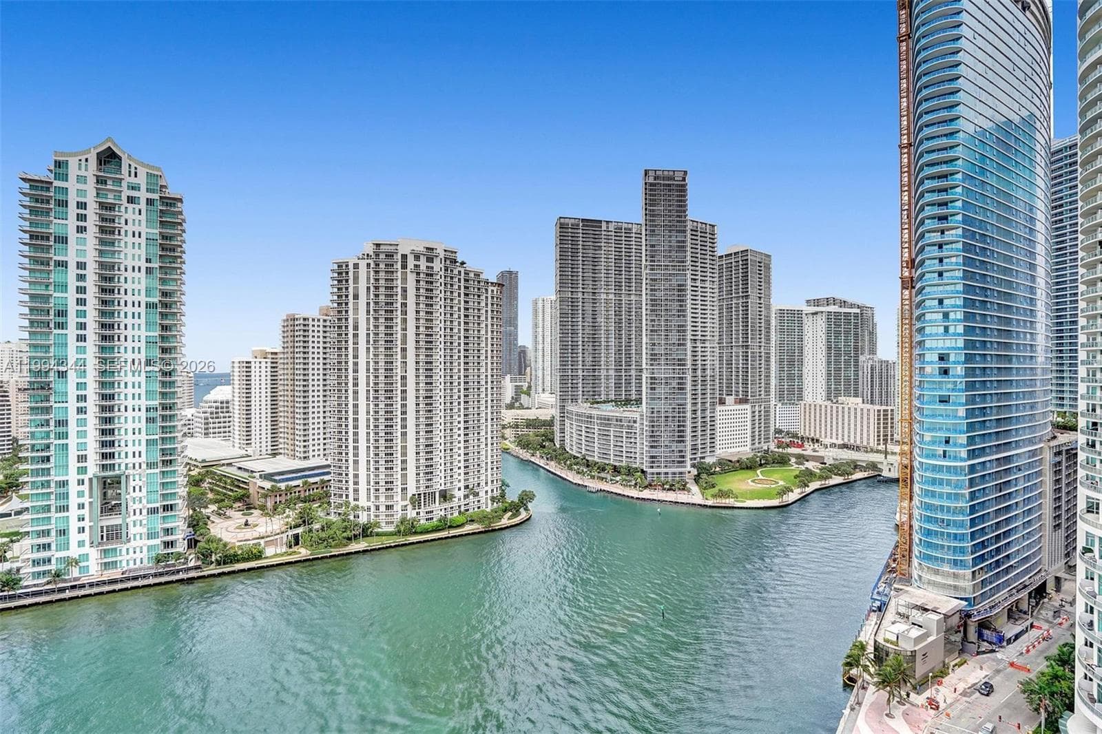 325 S Biscayne Blvd # 2519, Miami FL 33131 — 29