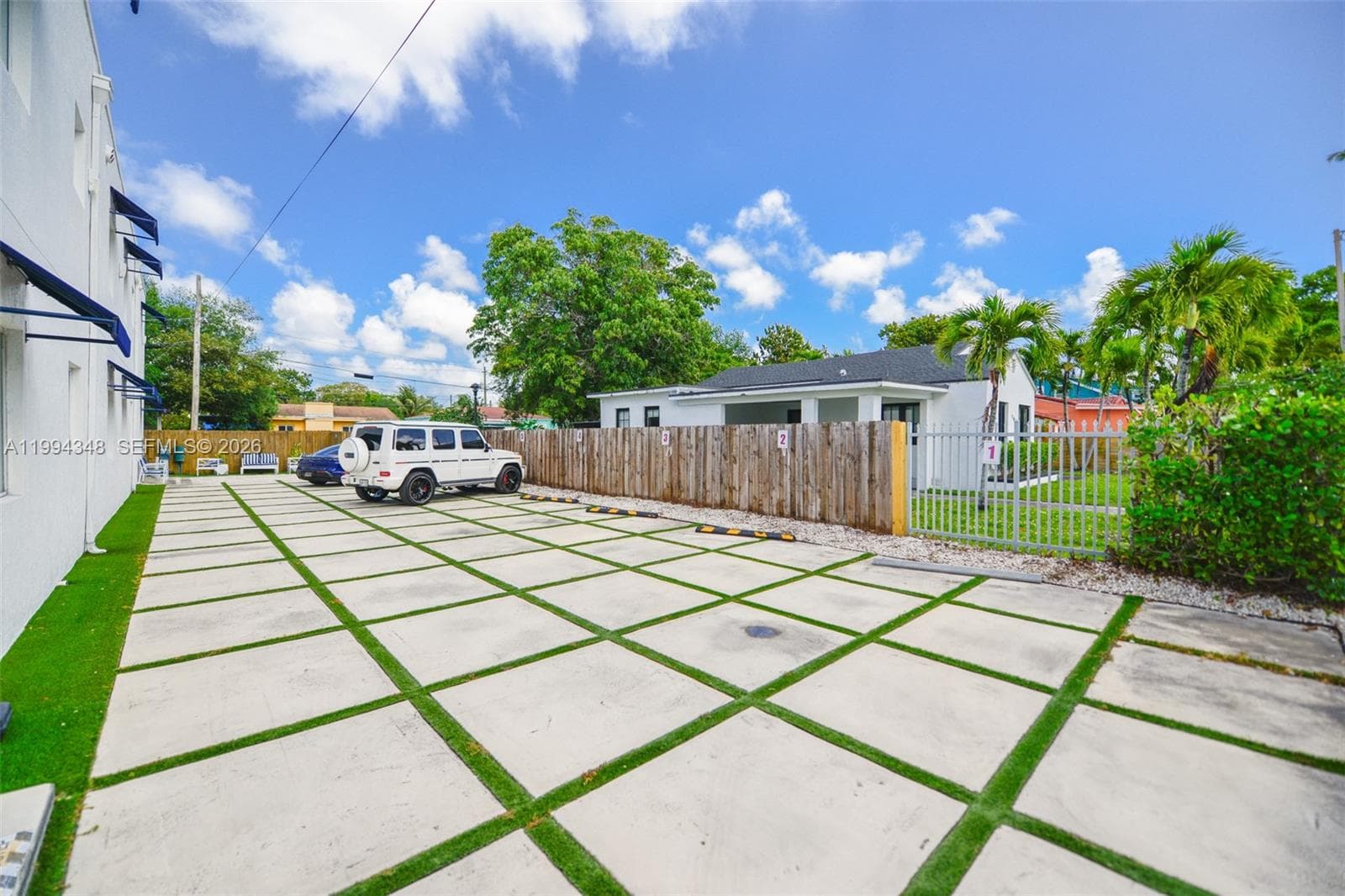 165 NW 39th St # 7, Miami FL 33127 — 23