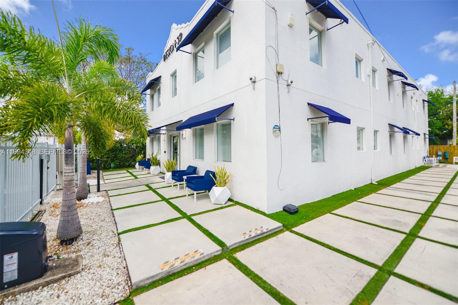 165 NW 39th St # 7, Miami FL 33127 — 21