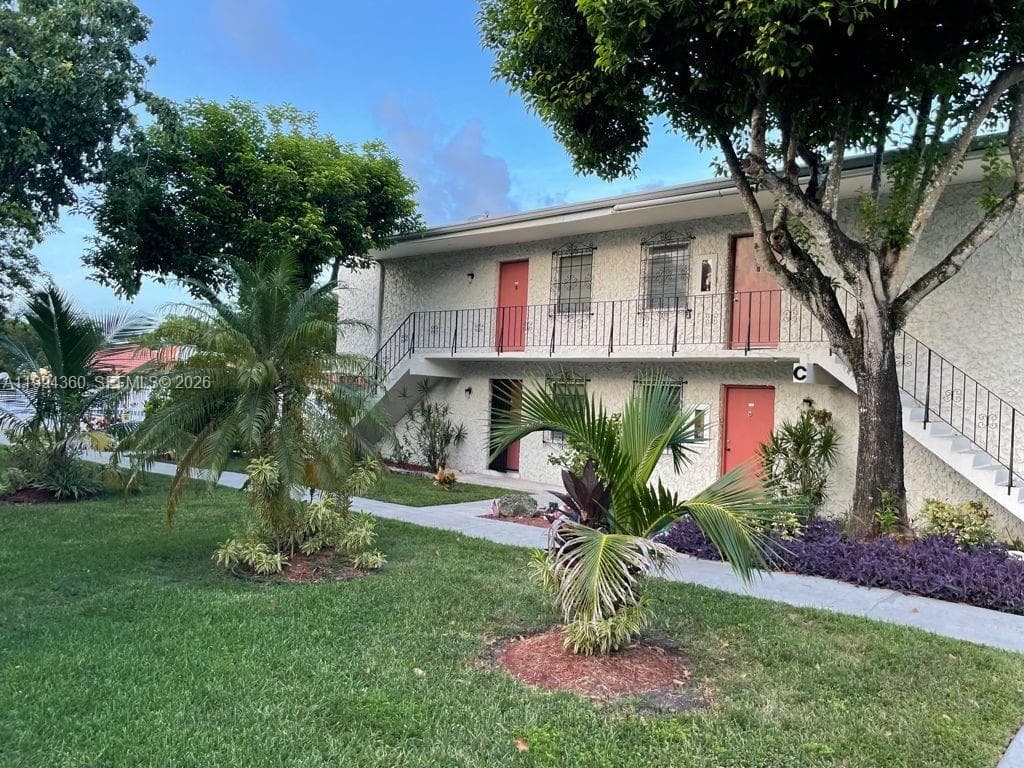 8701 SW 141st St # C5, Palmetto Bay FL 33176 — 10