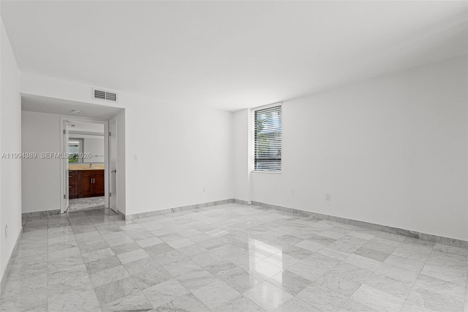 5845 Collins Ave # 101, Miami Beach FL 33140 — 23