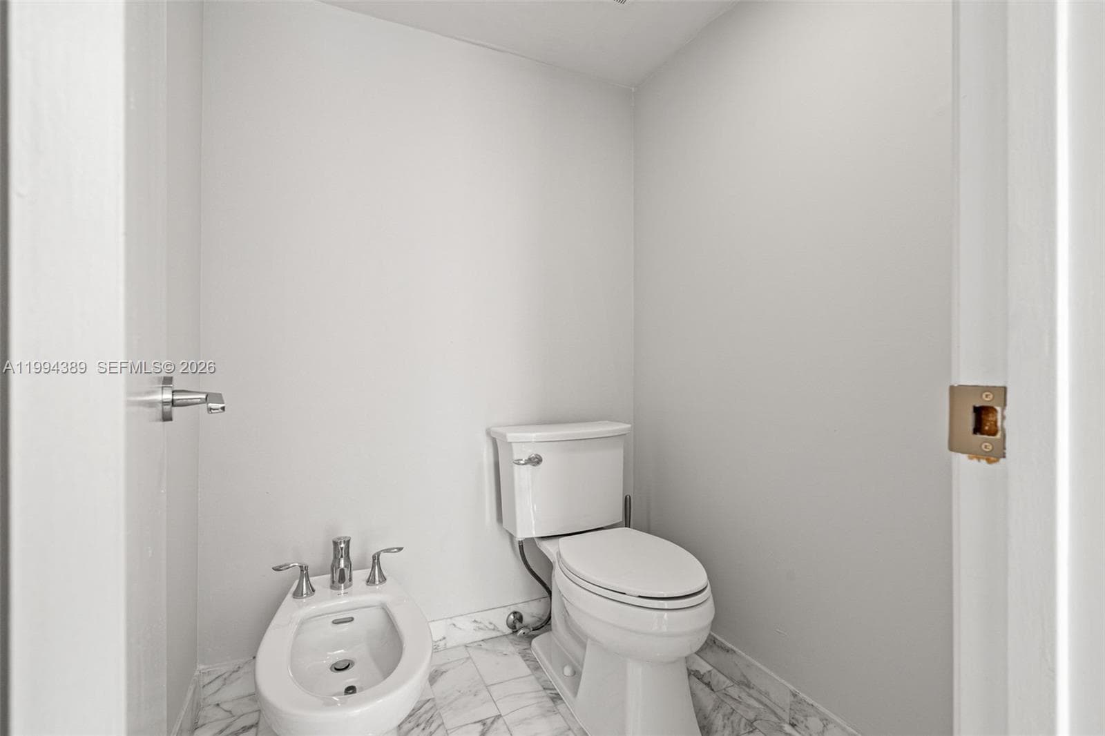 5845 Collins Ave # 101, Miami Beach FL 33140 — 27