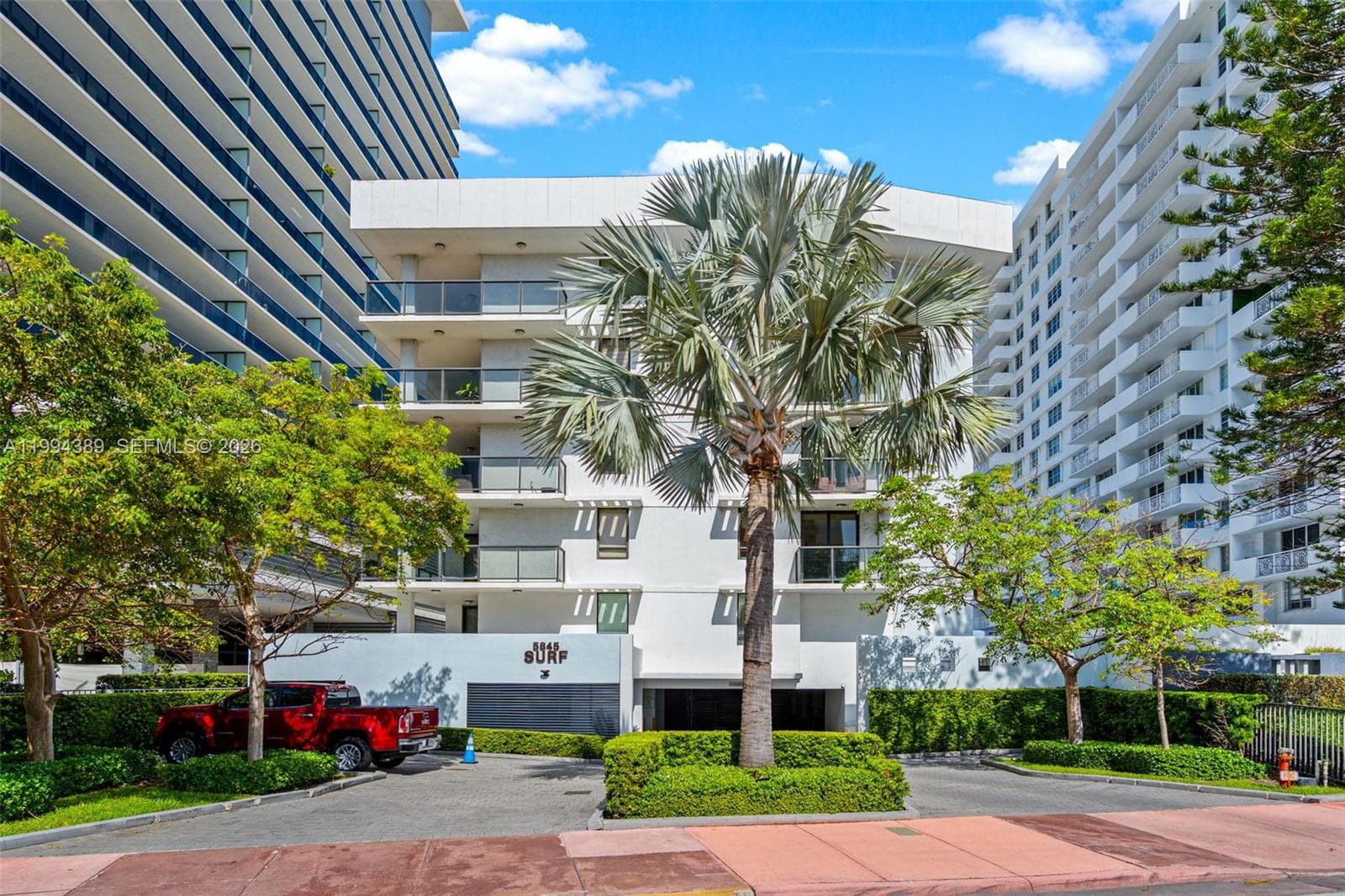5845 Collins Ave # 101, Miami Beach FL 33140 — 3
