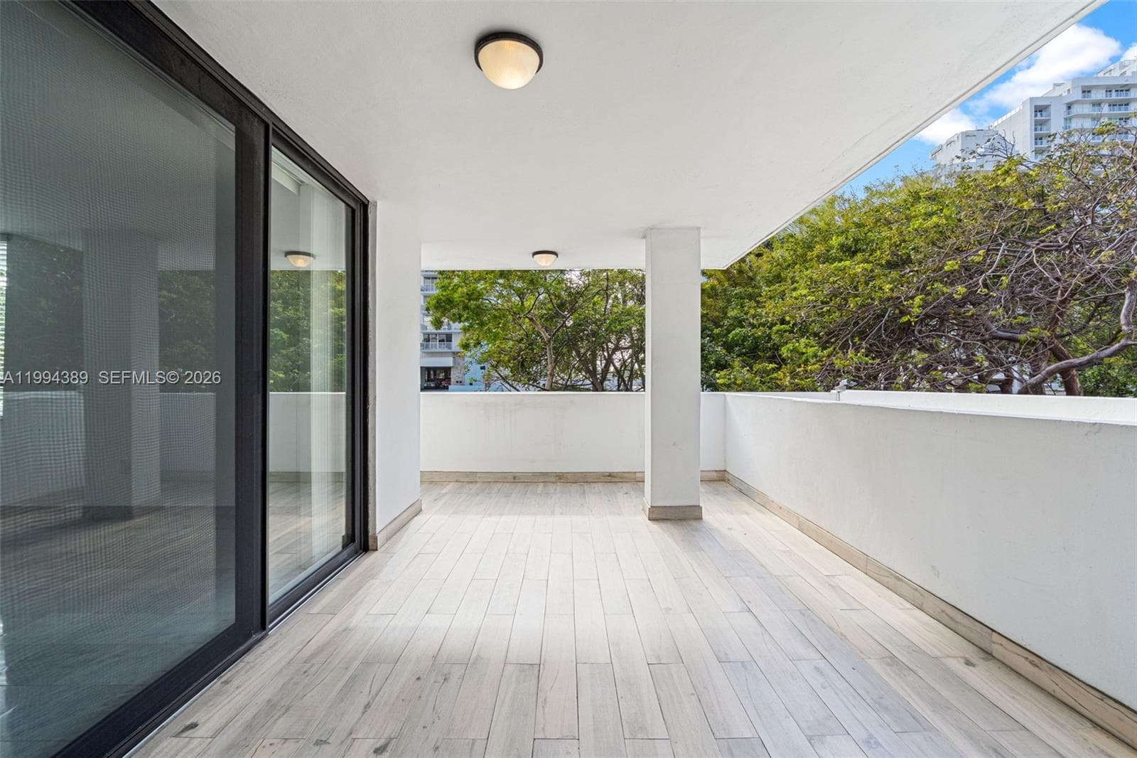 5845 Collins Ave # 101, Miami Beach FL 33140 — 36