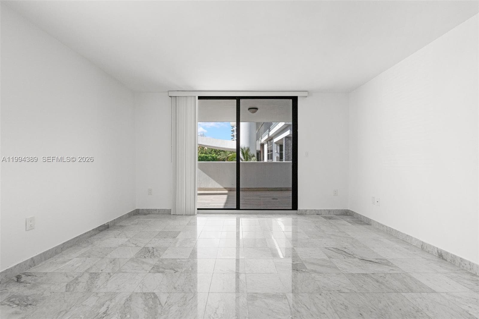 5845 Collins Ave # 101, Miami Beach FL 33140 — 21