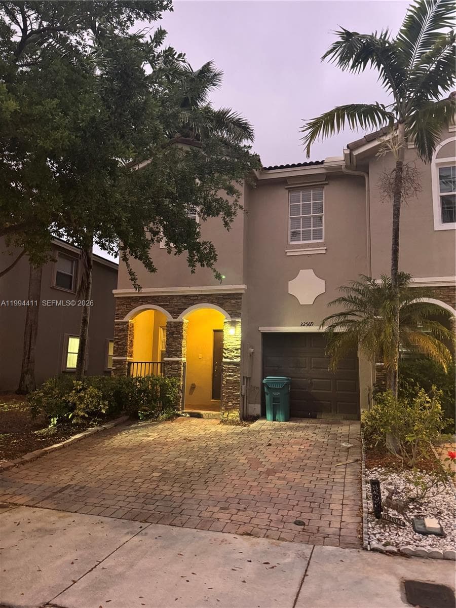 22569 SW 89th Pl, Cutler Bay FL 33190 — 43