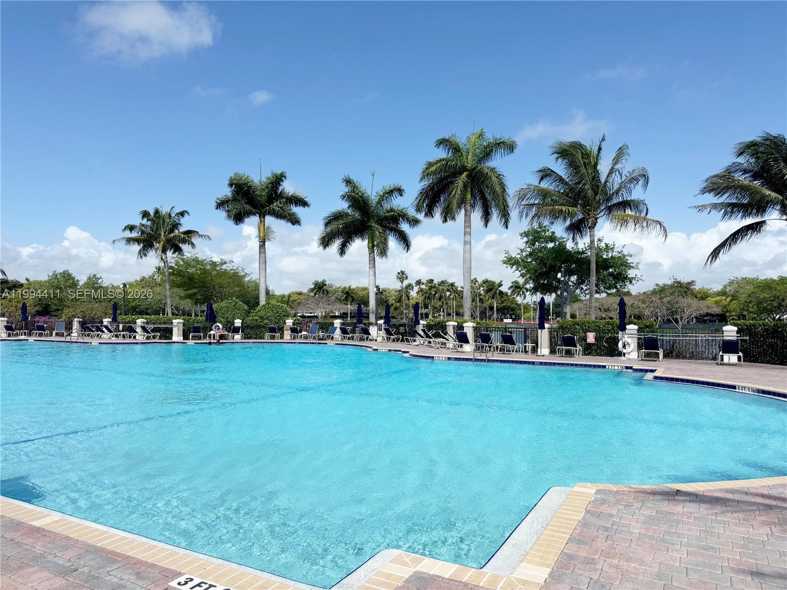 22569 SW 89th Pl, Cutler Bay FL 33190 — 60