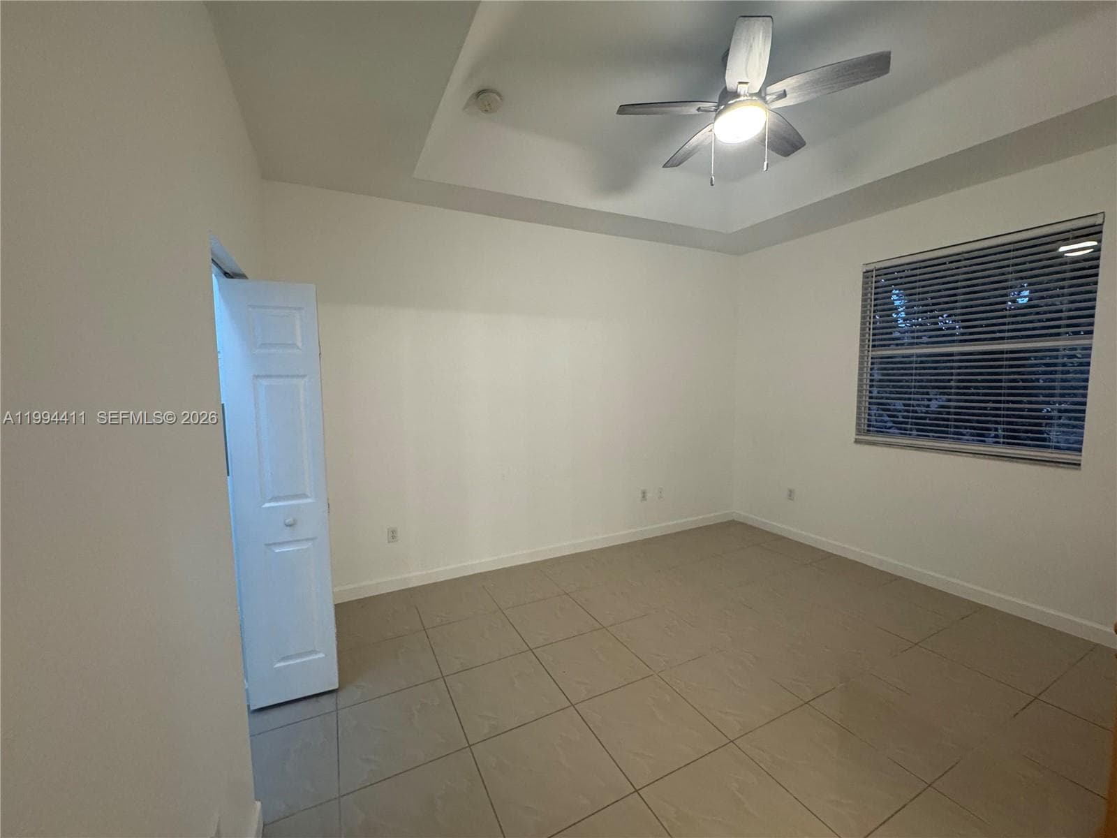 22569 SW 89th Pl, Cutler Bay FL 33190 — 25