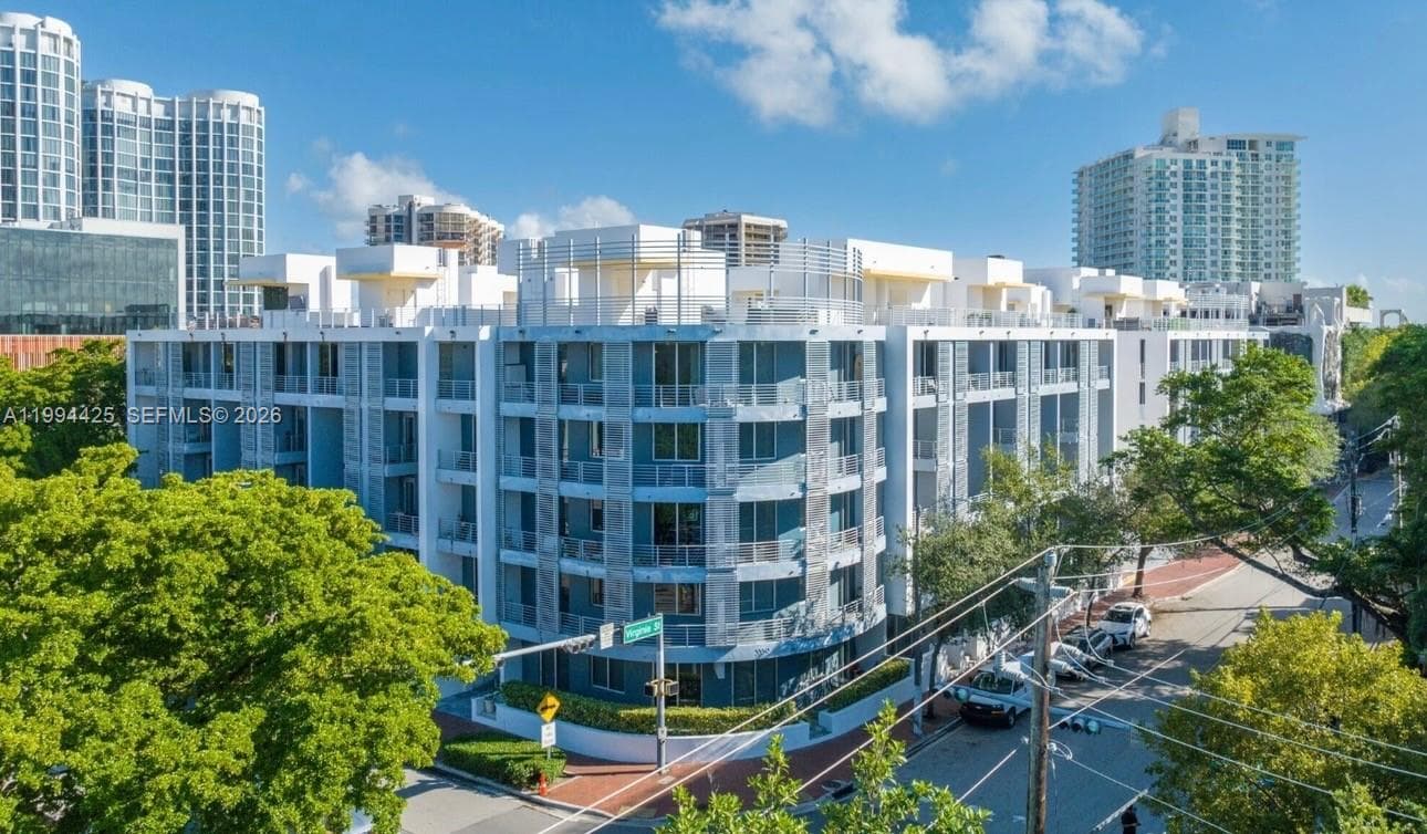 3339 Virginia St # 127, Miami FL 33133 — 1