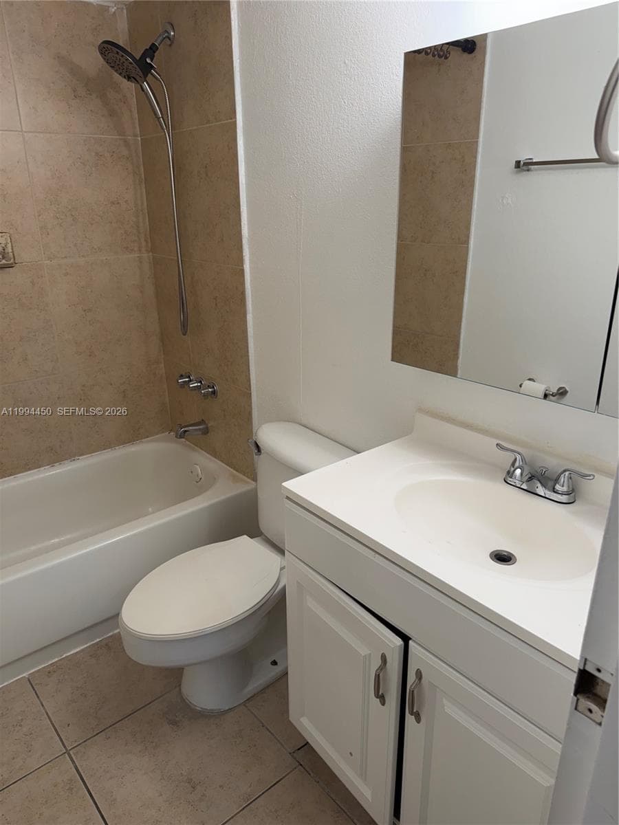 1805 Sans Souci Blvd # 413, North Miami FL 33181 — 8