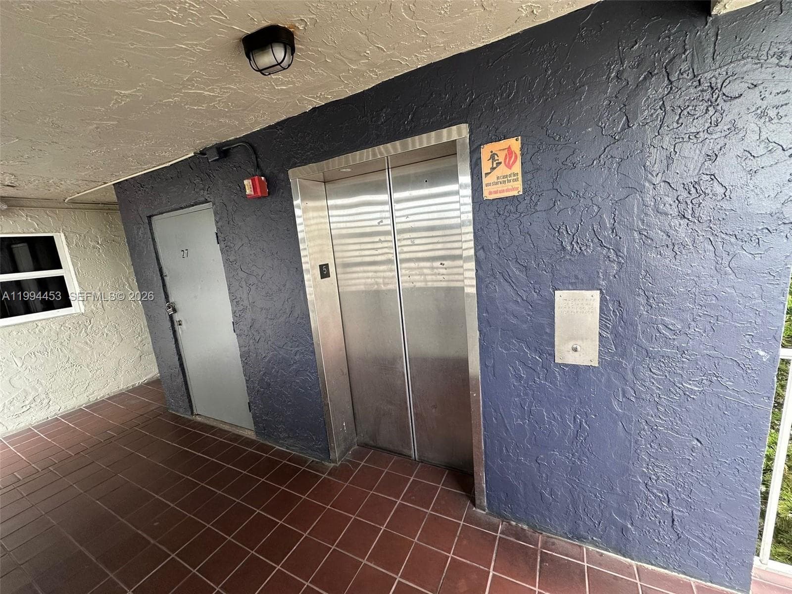 10000 NW 80th Ct # 2521, Hialeah Gardens FL 33016 — 27