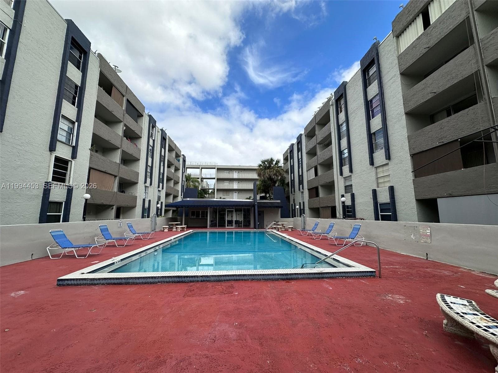 10000 NW 80th Ct # 2521, Hialeah Gardens FL 33016 — 26
