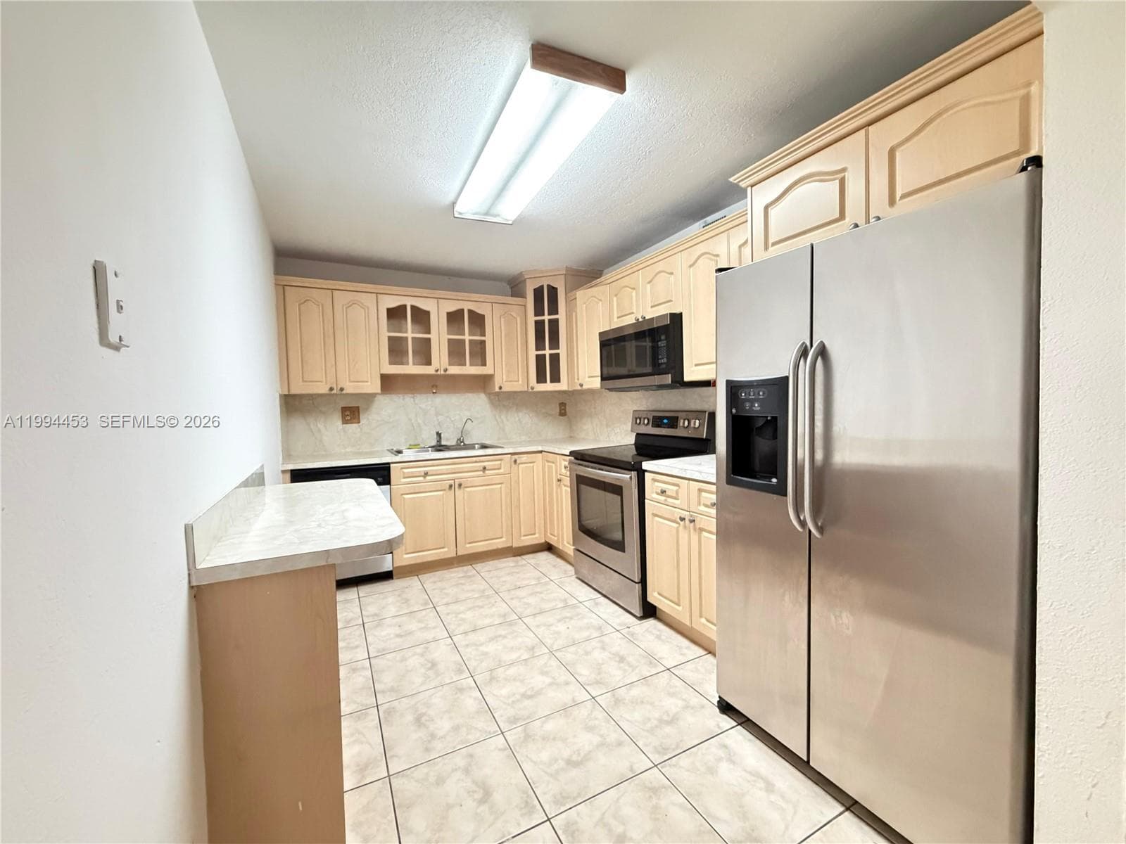 10000 NW 80th Ct # 2521, Hialeah Gardens FL 33016 — 1