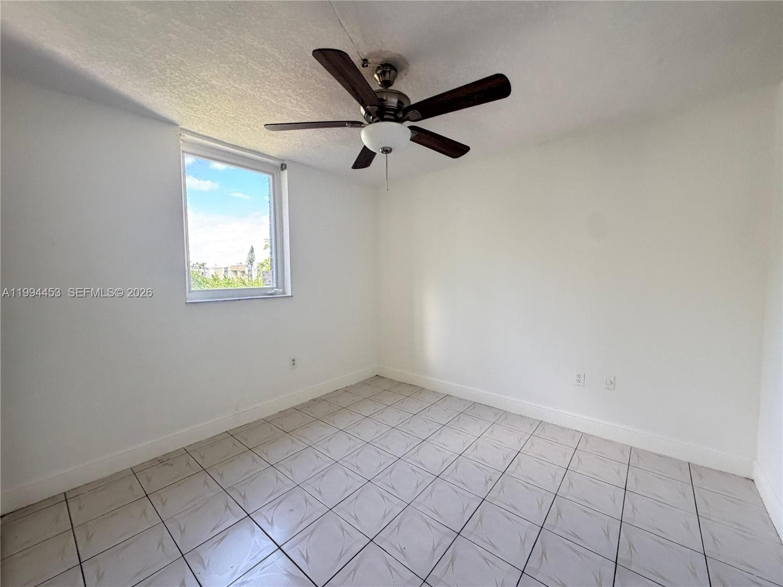 10000 NW 80th Ct # 2521, Hialeah Gardens FL 33016 — 29
