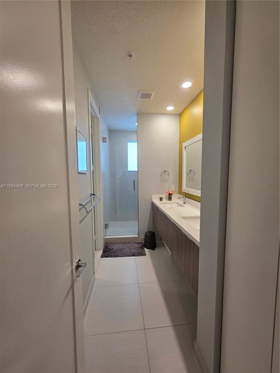 Landmark At Doral Condo N, Doral, FL — 13