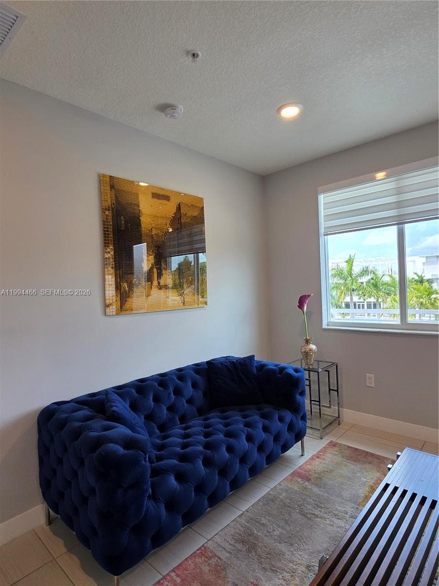 Landmark At Doral Condo N, Doral, FL — 1