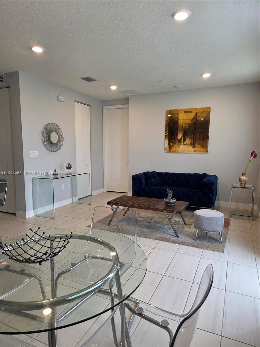 Landmark At Doral Condo N, Doral, FL — 5