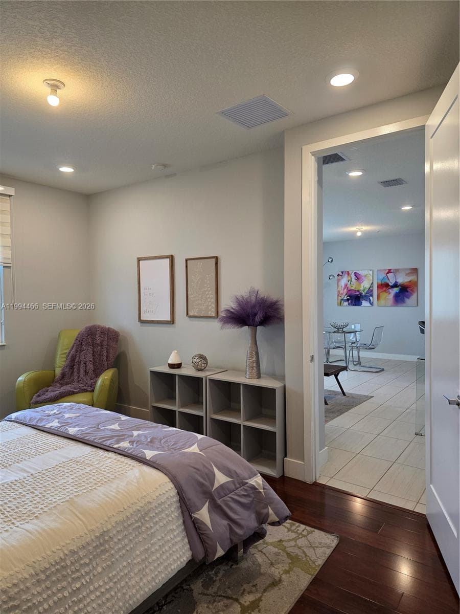 Landmark At Doral Condo N, Doral, FL — 10