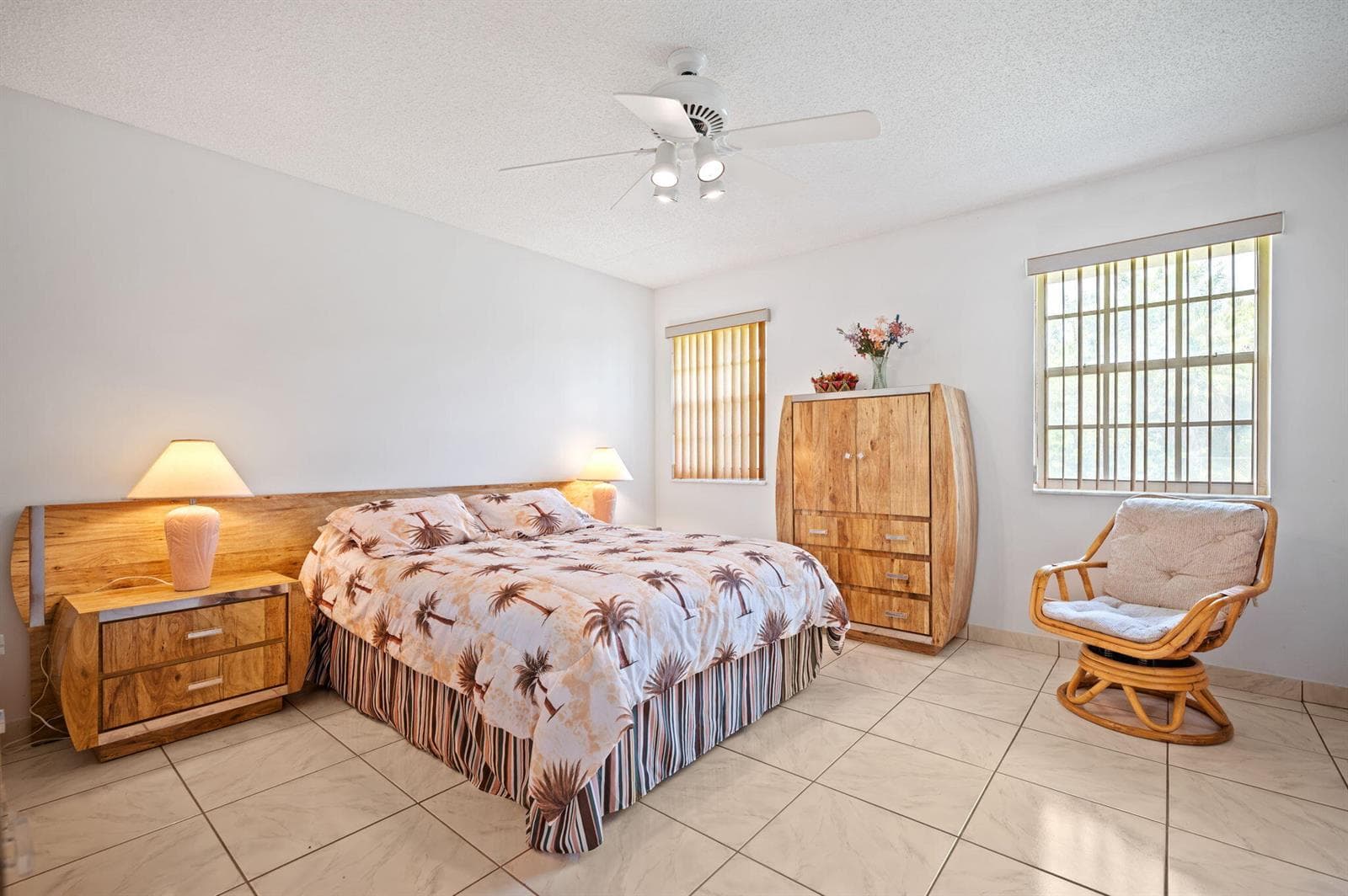 19340 SW 190th Street, Miami FL 33187 — 30