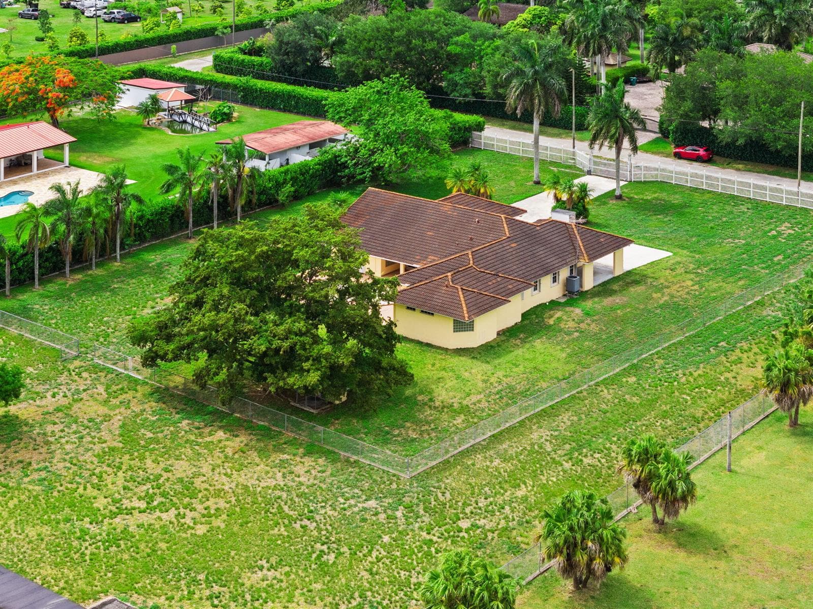19340 SW 190th Street, Miami FL 33187 — 41