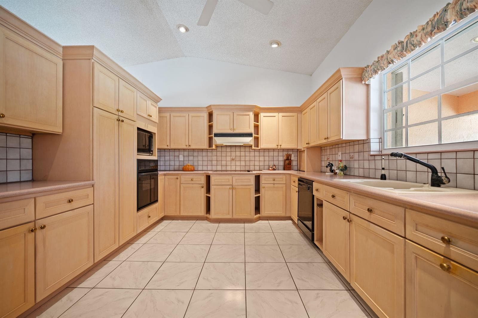 19340 SW 190th Street, Miami FL 33187 — 19