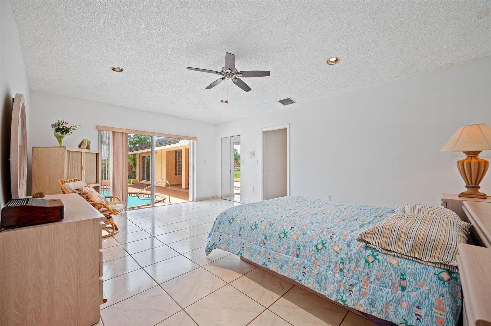 19340 SW 190th Street, Miami FL 33187 — 25