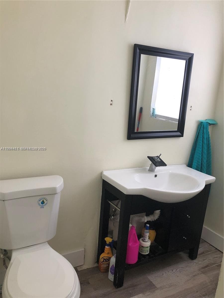 2231 SW 57th Ct, Miami FL 33155 — 5