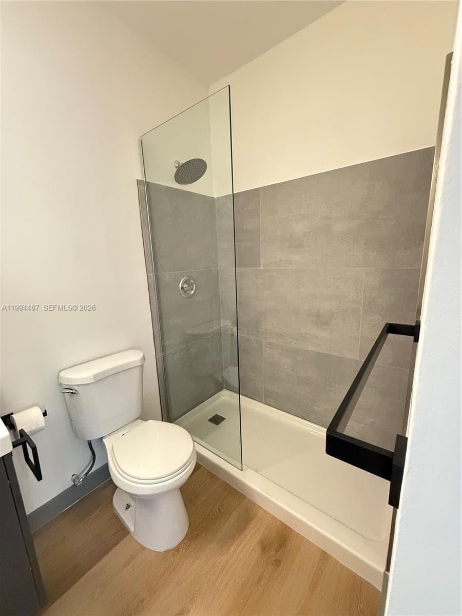 1320 Drexel Ave # 302, Miami Beach FL 33139 — 20