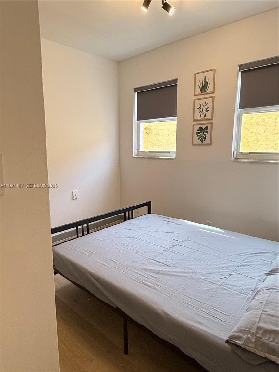 1320 Drexel Ave # 302, Miami Beach FL 33139 — 18