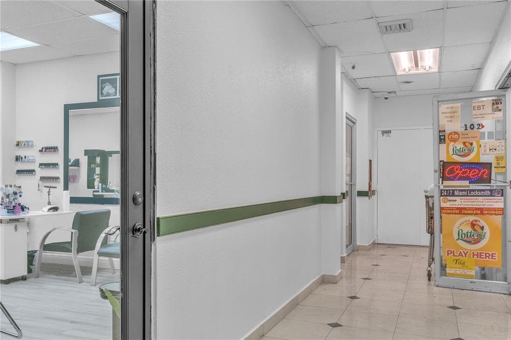 1301 NE Miami Gardens Drive # 514w, Miami FL 33179 — 18