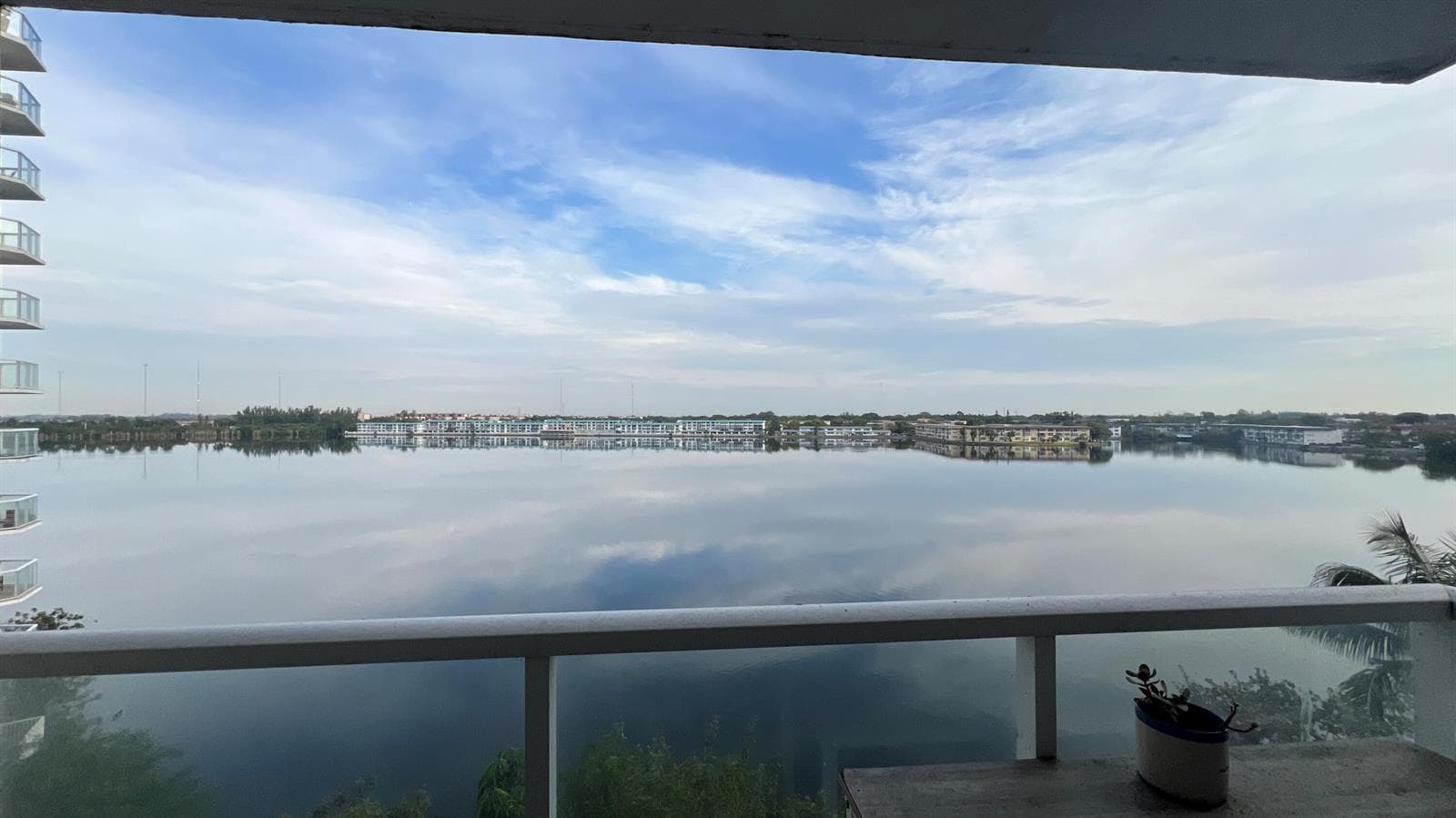 1301 NE Miami Gardens Drive # 514w, Miami FL 33179 — 19