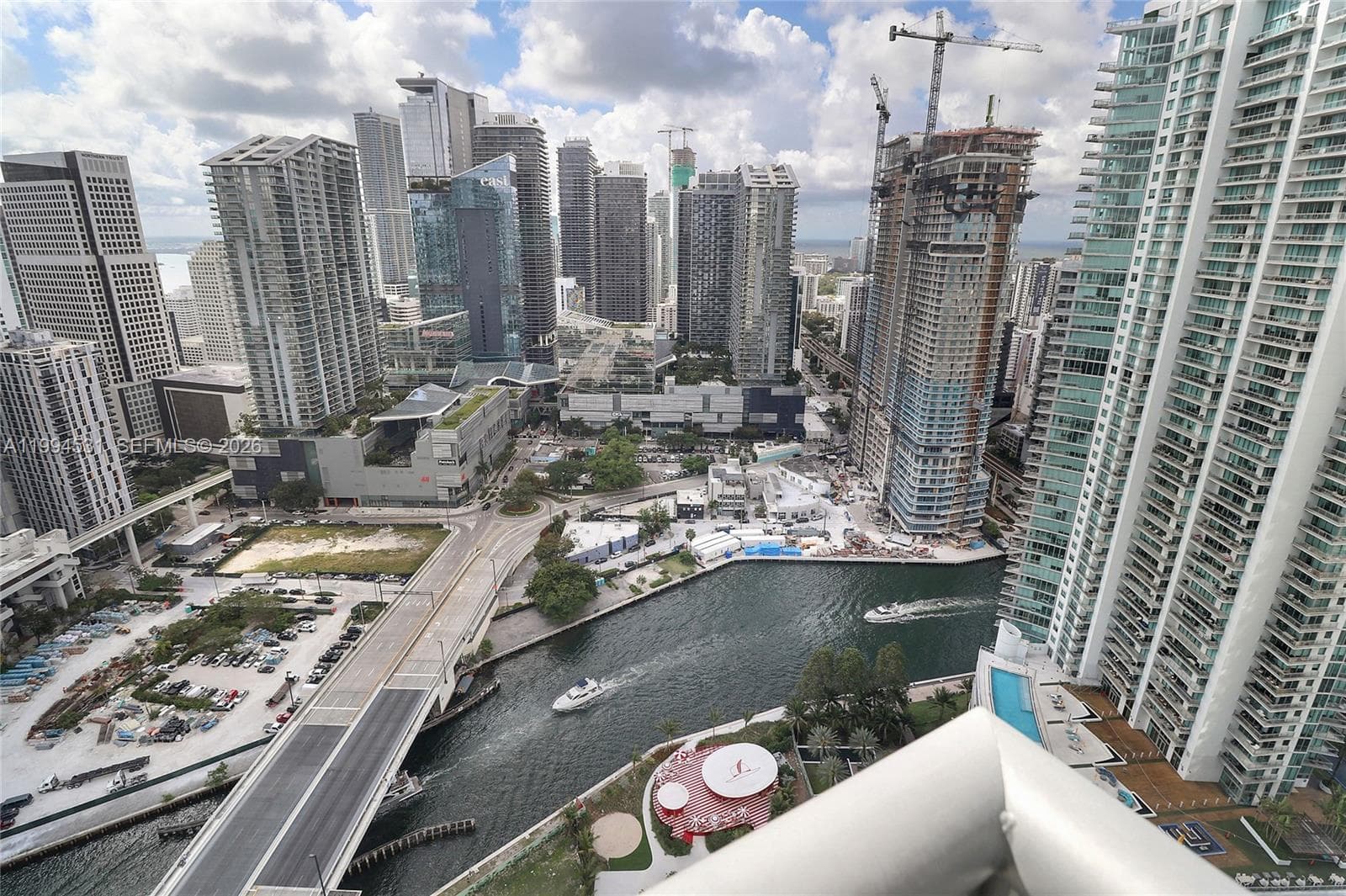 350 S Miami Ave # 4110, Miami FL 33130 — 3