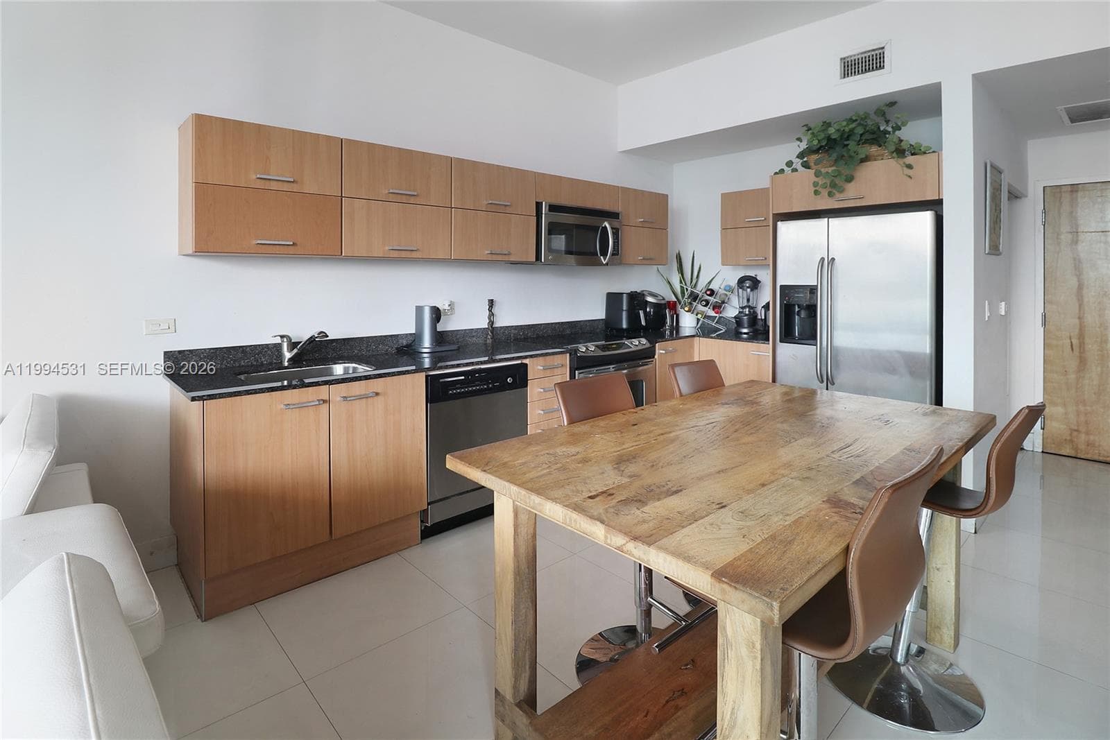 350 S Miami Ave # 4110, Miami FL 33130 — 5