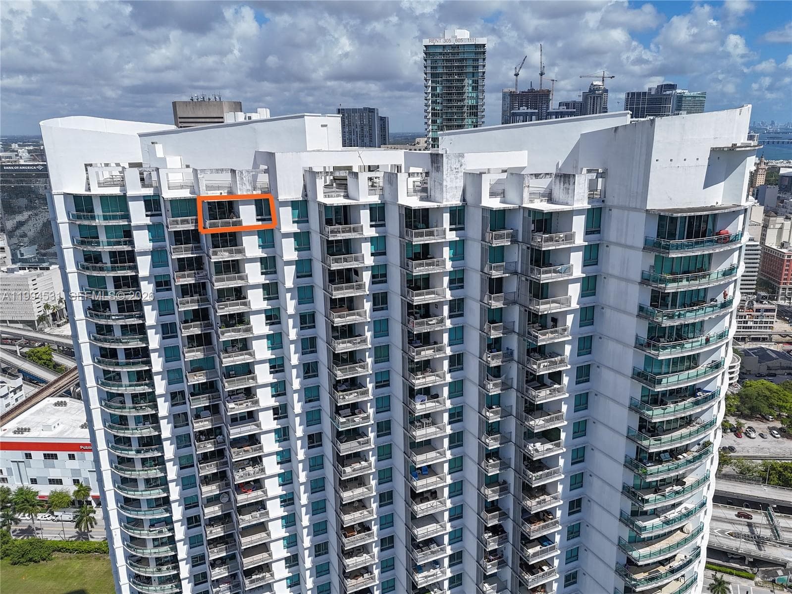 350 S Miami Ave # 4110, Miami FL 33130 — 33