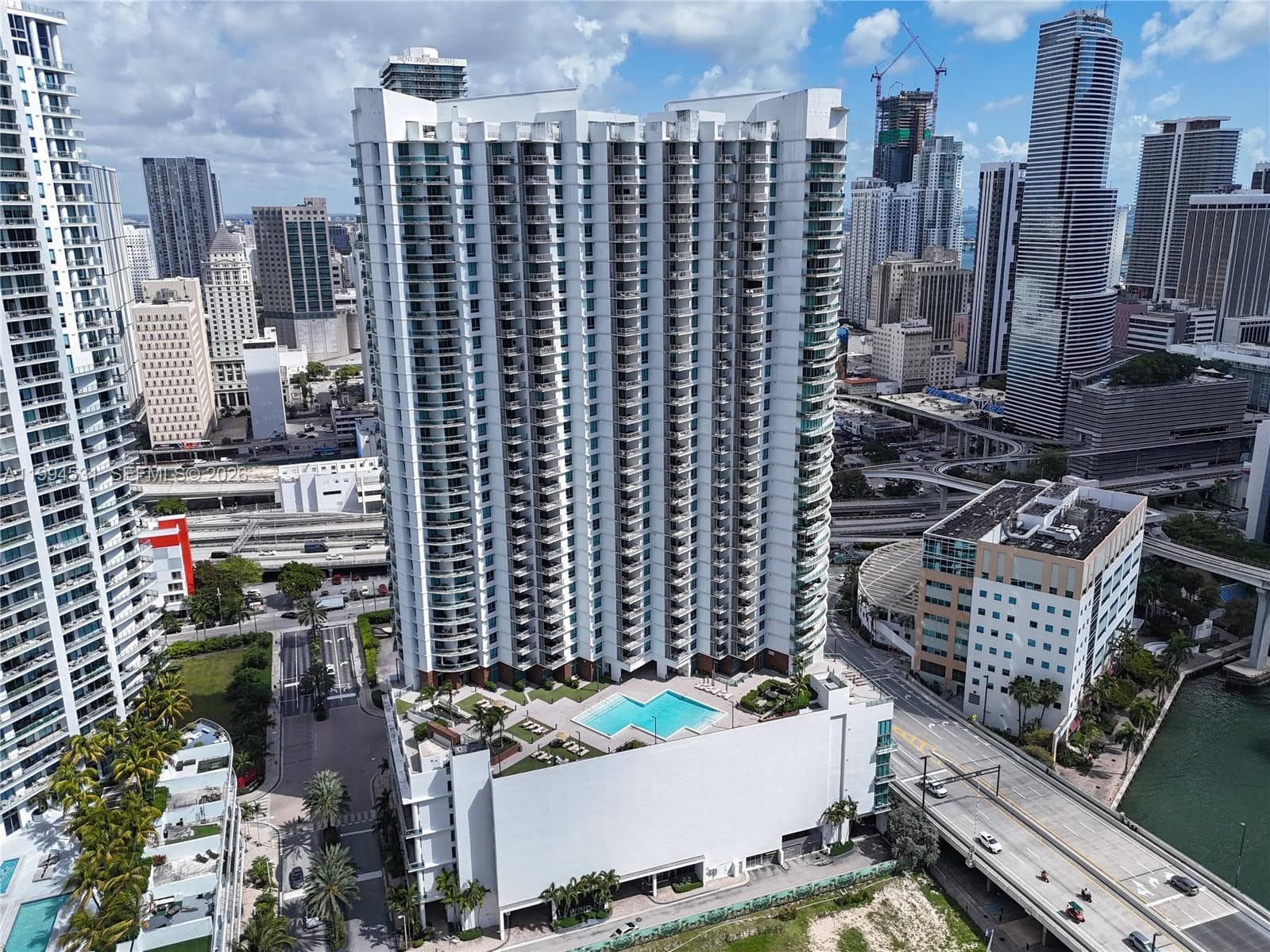 350 S Miami Ave # 4110, Miami FL 33130 — 35