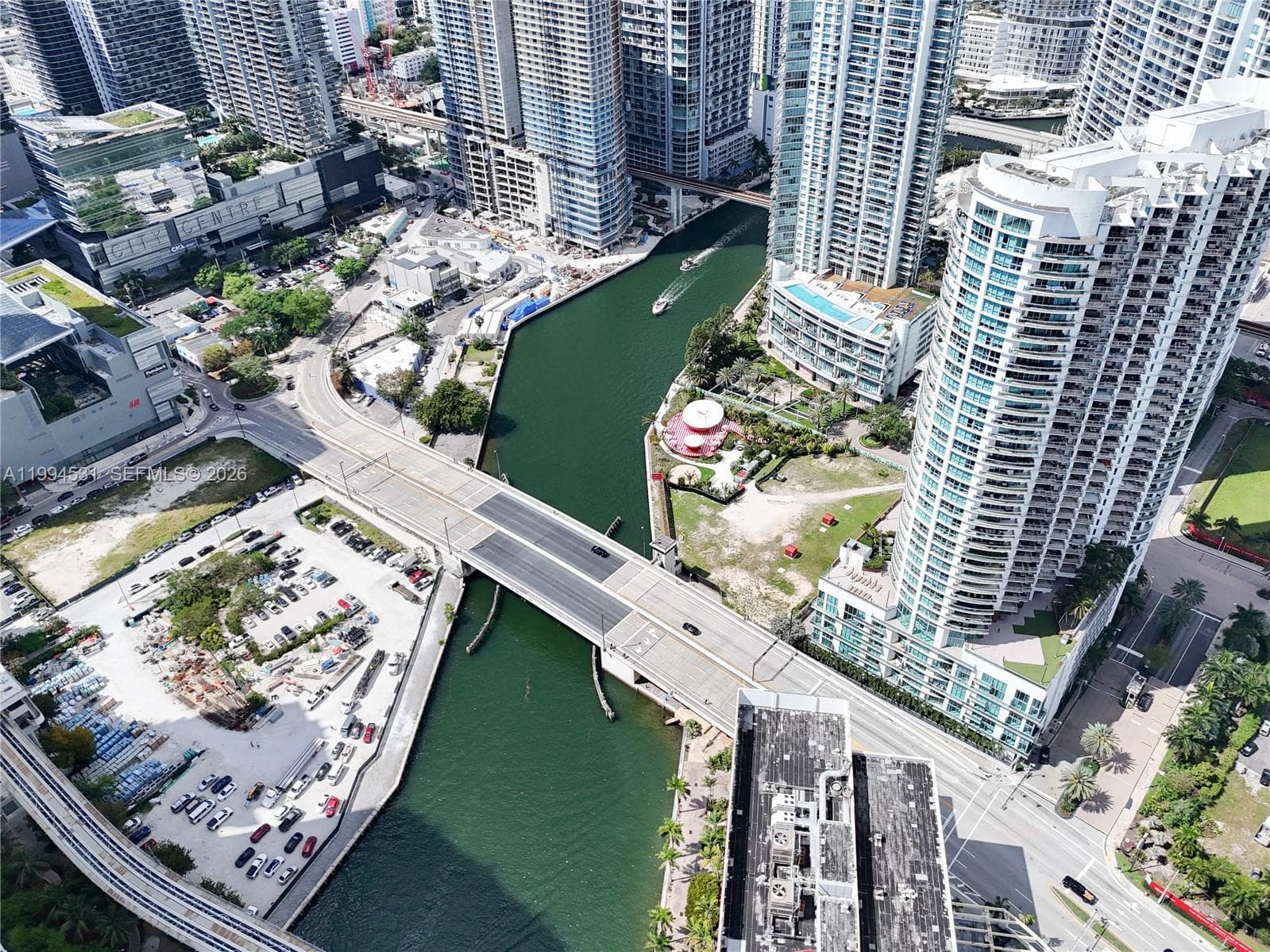 350 S Miami Ave # 4110, Miami FL 33130 — 39