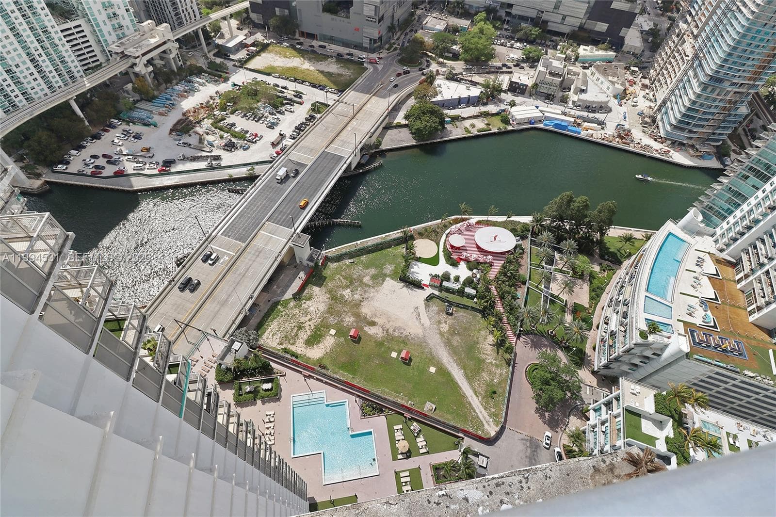 350 S Miami Ave # 4110, Miami FL 33130 — 29