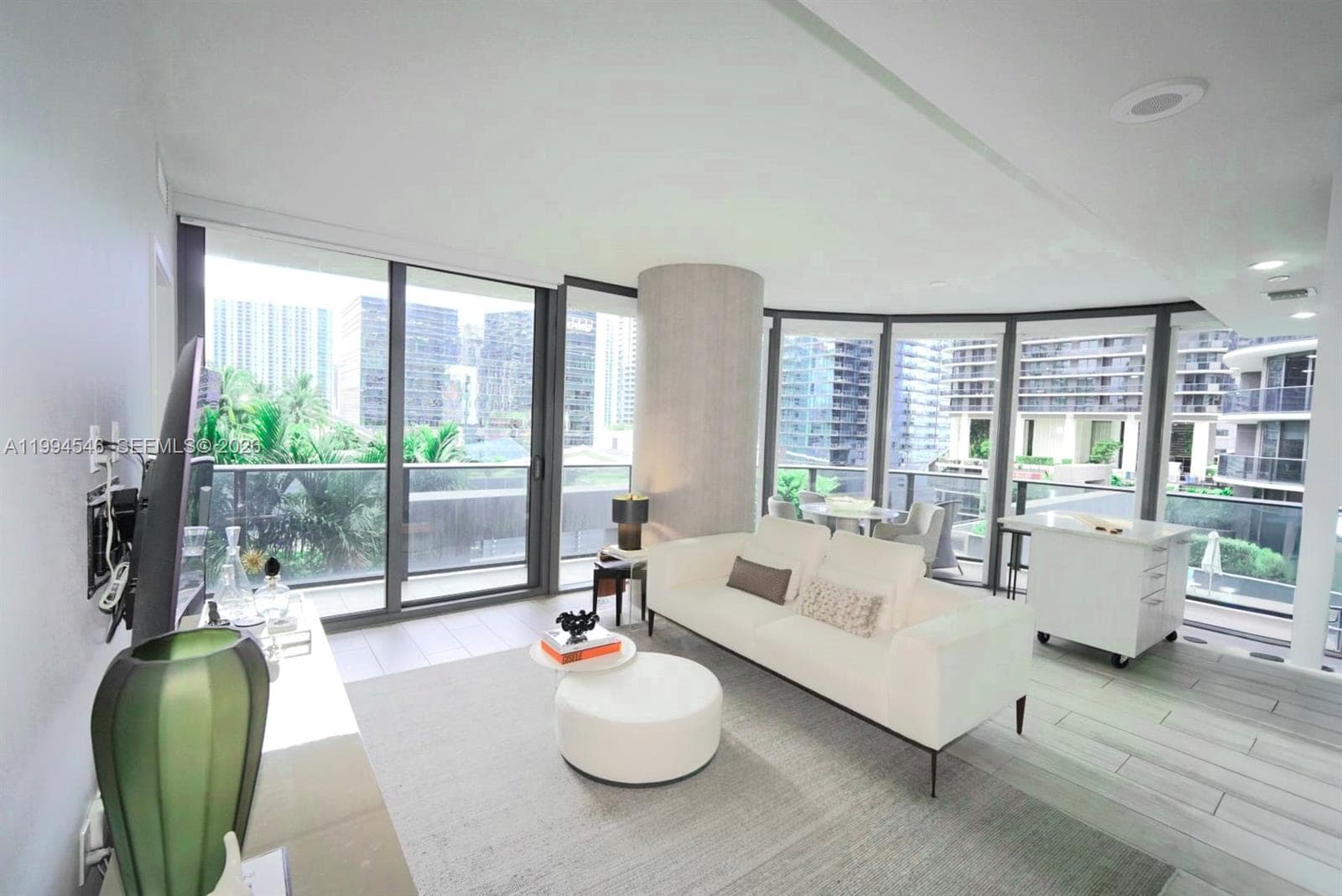 55 SW 9th St # 1001, Miami FL 33130 — 8