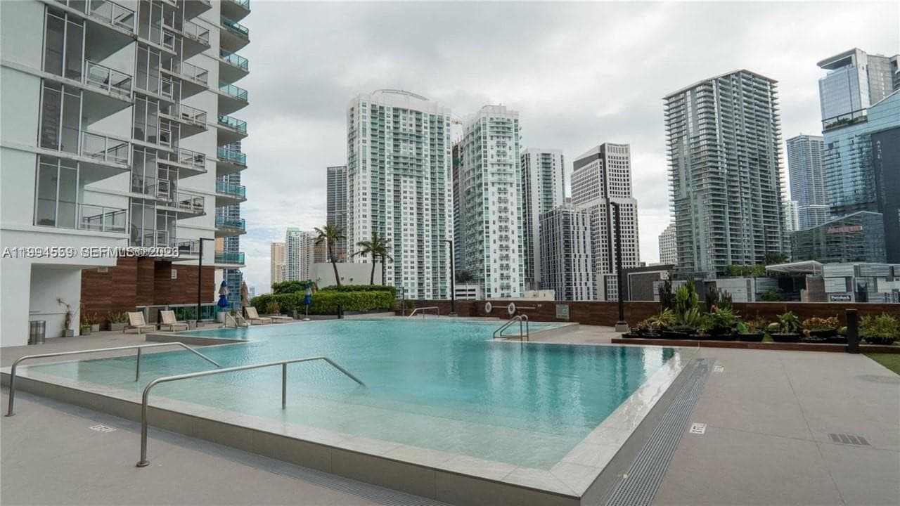 350 S Miami Ave # 2714, Miami FL 33130 — 13