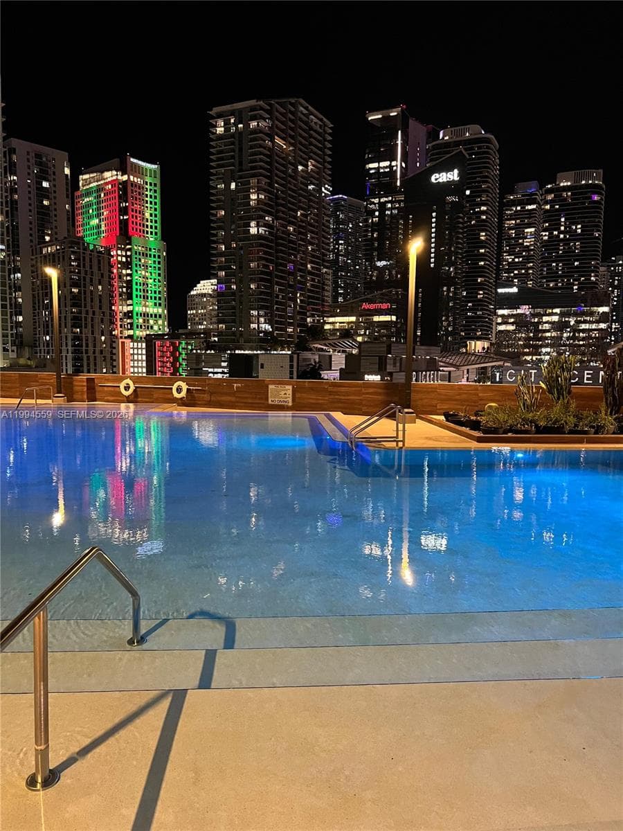 350 S Miami Ave # 2714, Miami FL 33130 — 12